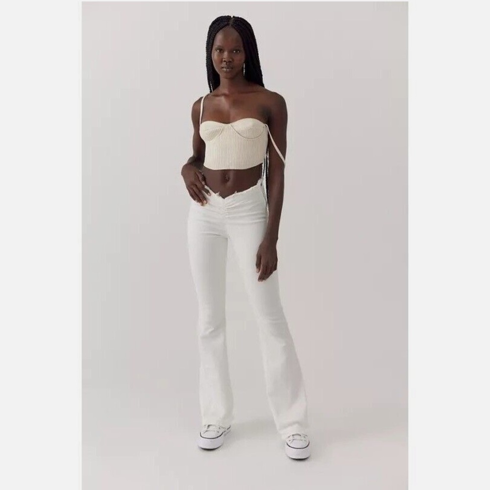 BRAND NEW - Never Worn! Urban Outfitters BDG Ruched V-Front Jeans